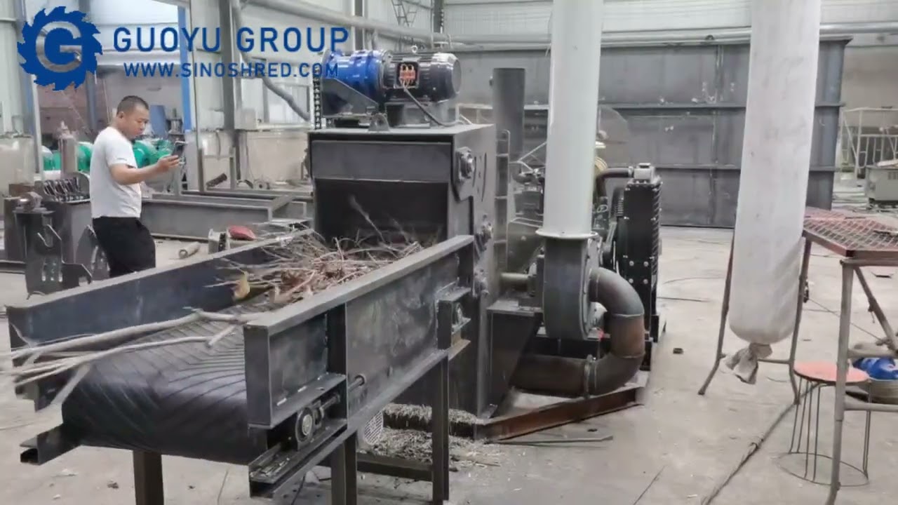 Guoyu Self feeding wood crusher testing video